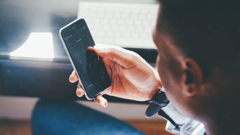 broadband-users-in-india-increase-to-94921-million-from-previous-94619-million-at-0.32%-month-growth-rate:-government-data
