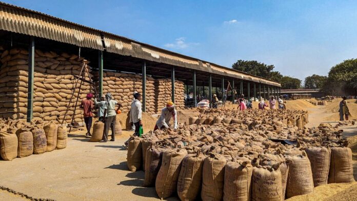 high-import-duties;-resisting-pressure-to-open-agricultural-sector-important-to-ensure-india’s-food-security:-gtri high-import-duties;-resisting-pressure-to-open-agricultural-sector-important-to-ensure-india’s-food-security:-gtri