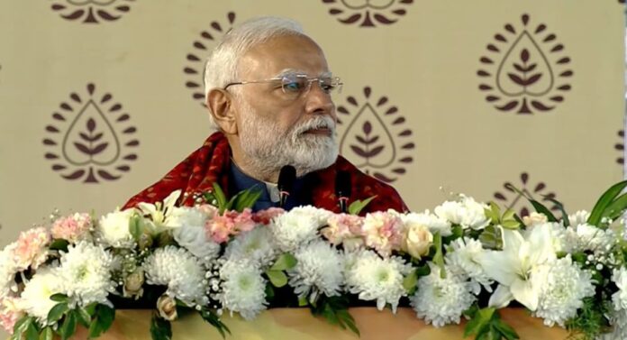 delhi-has-been-surrounded-by-“aapda”-since-past-10-years:-pm-modi