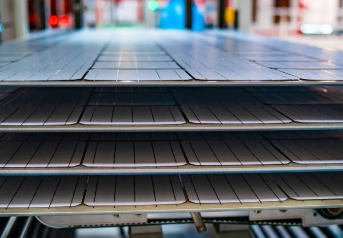 daily-news-wrap-up:-india-slaps-anti-dumping-duties-on-solar-glass