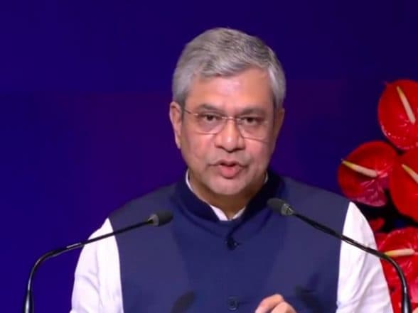 india-news-|-ashwini-vaishnaw-highlights-‘four-pillars’-of-india’s-growth-at-62nd-foundation-day-of-cbi india-news-|-ashwini-vaishnaw-highlights-‘four-pillars’-of-india’s-growth-at-62nd-foundation-day-of-cbi