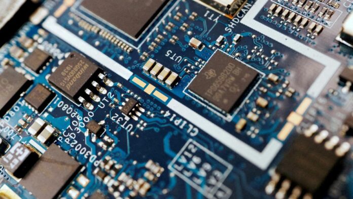 adani-pauses-talks-with-israel’s-tower-for-$10-billion-chip-foray:-sources