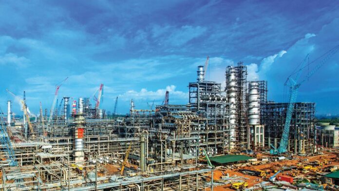 govt-to-hold-pre-emption-right-over-oil,-gas-in-national-emergency,-say-draft-rules