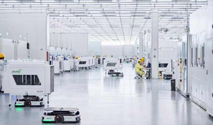 top-ten-solar-manufacturers-ship-500gw-modules-in-2024