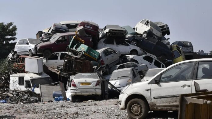 india’s-old-cars-aren’t-being-scrapped-despite-incentives