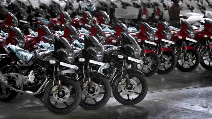 two-wheeler-manufacturers-seek-relaxation-in-abs-mandate,-citing-homologation-challenges-as-reason!